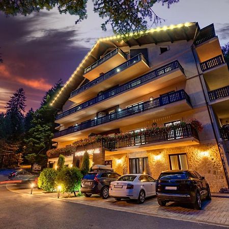 سِنايا Hotel Regal المظهر الخارجي الصورة
